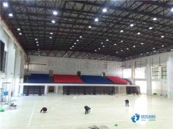 25�����򳡵صذ��ĸ����ӱȽϺ�