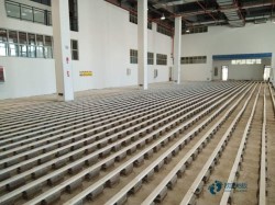 ���������˶�ľ�ذ���ౣ��